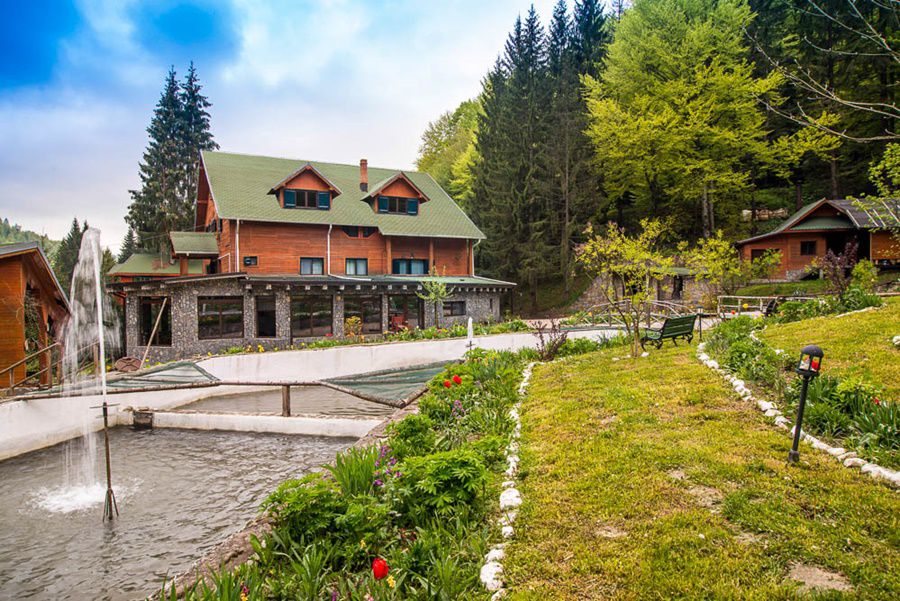 Hadar Chalet Hotel Buzau Exterior photo